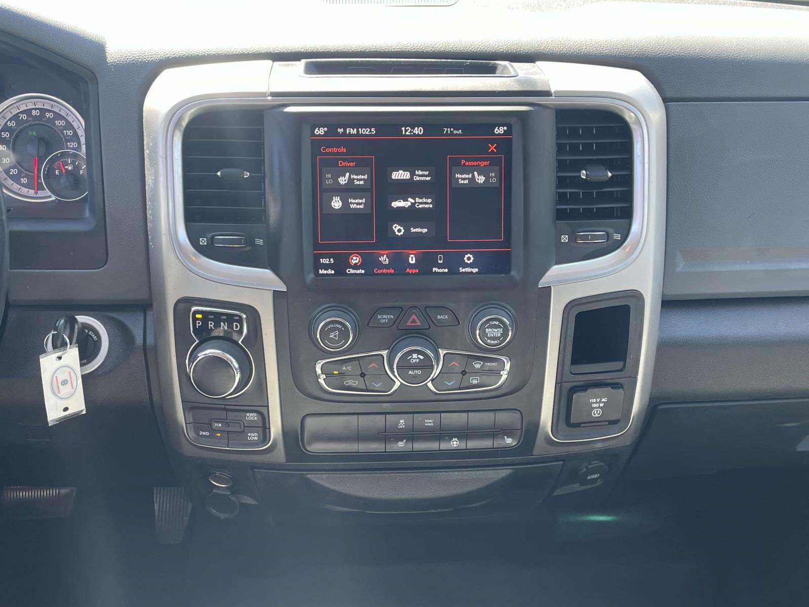 2020 Ram 1500 Classic SLT 24