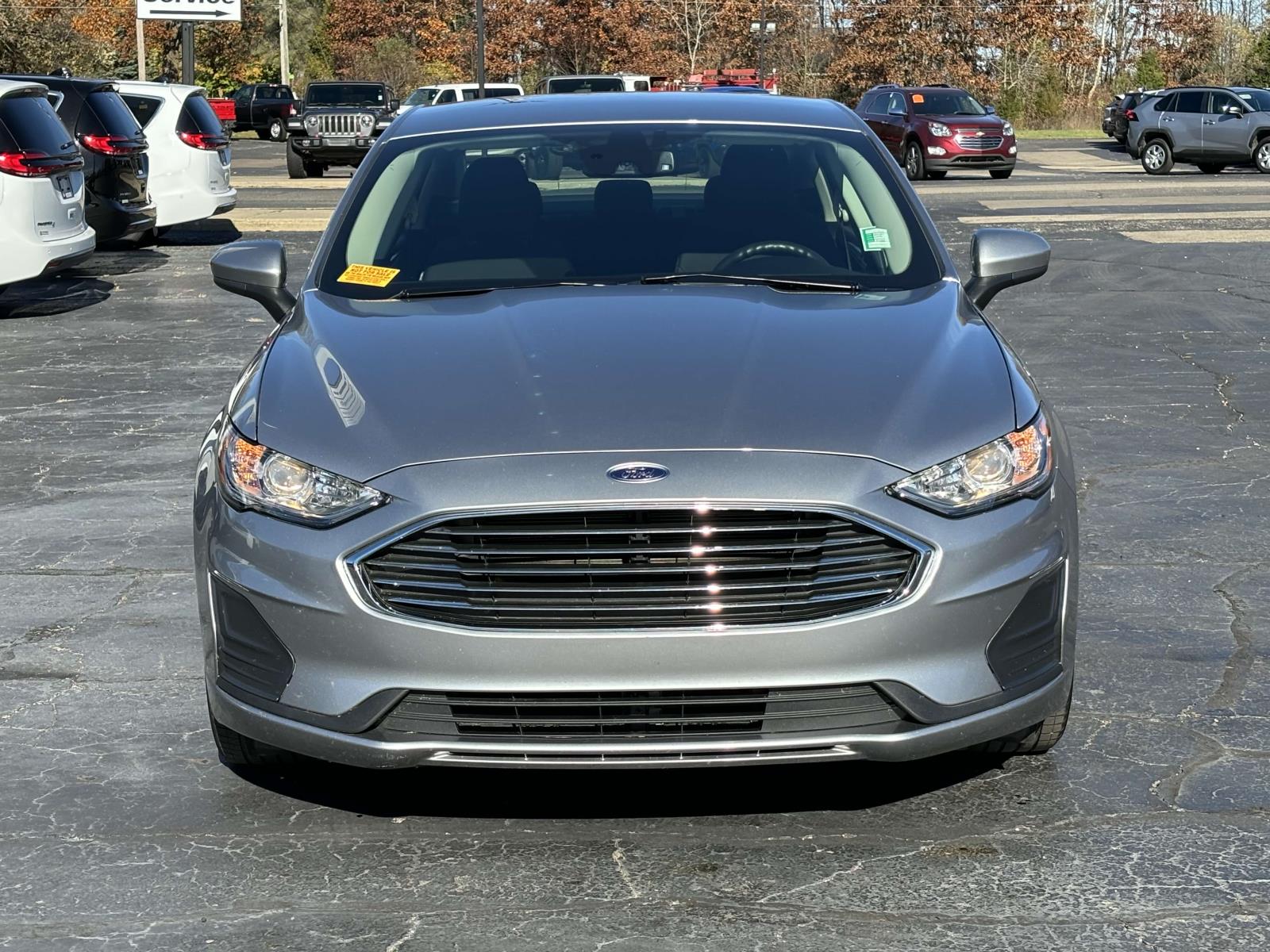 2020 Ford Fusion SE 26