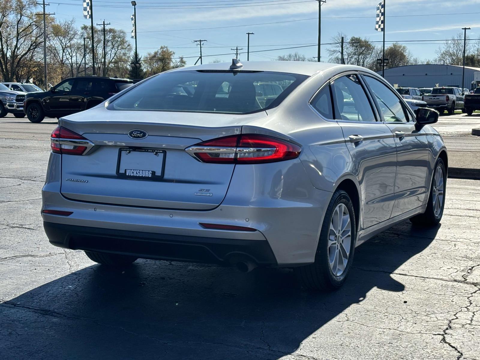 2020 Ford Fusion SE 29