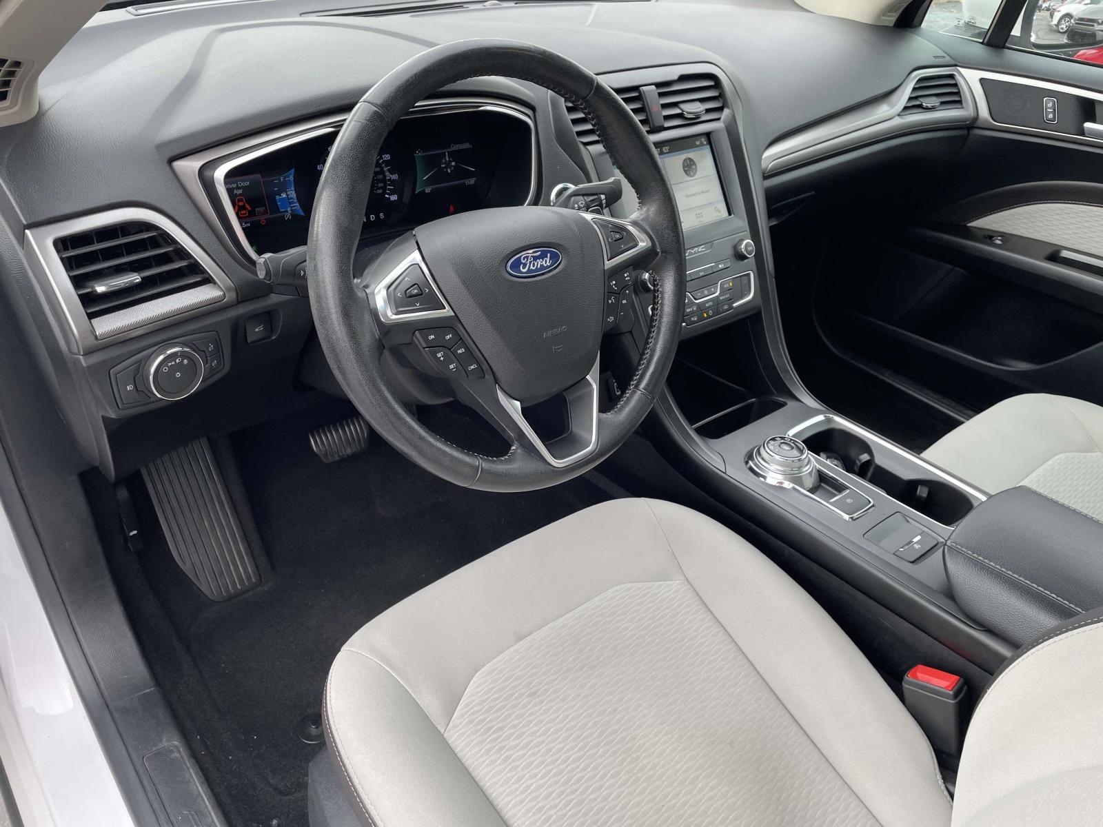 2019 Ford Fusion SE 7