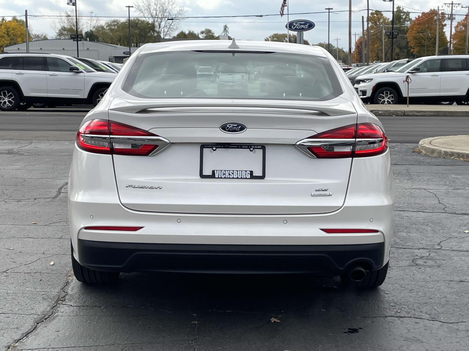 2019 Ford Fusion SE 31