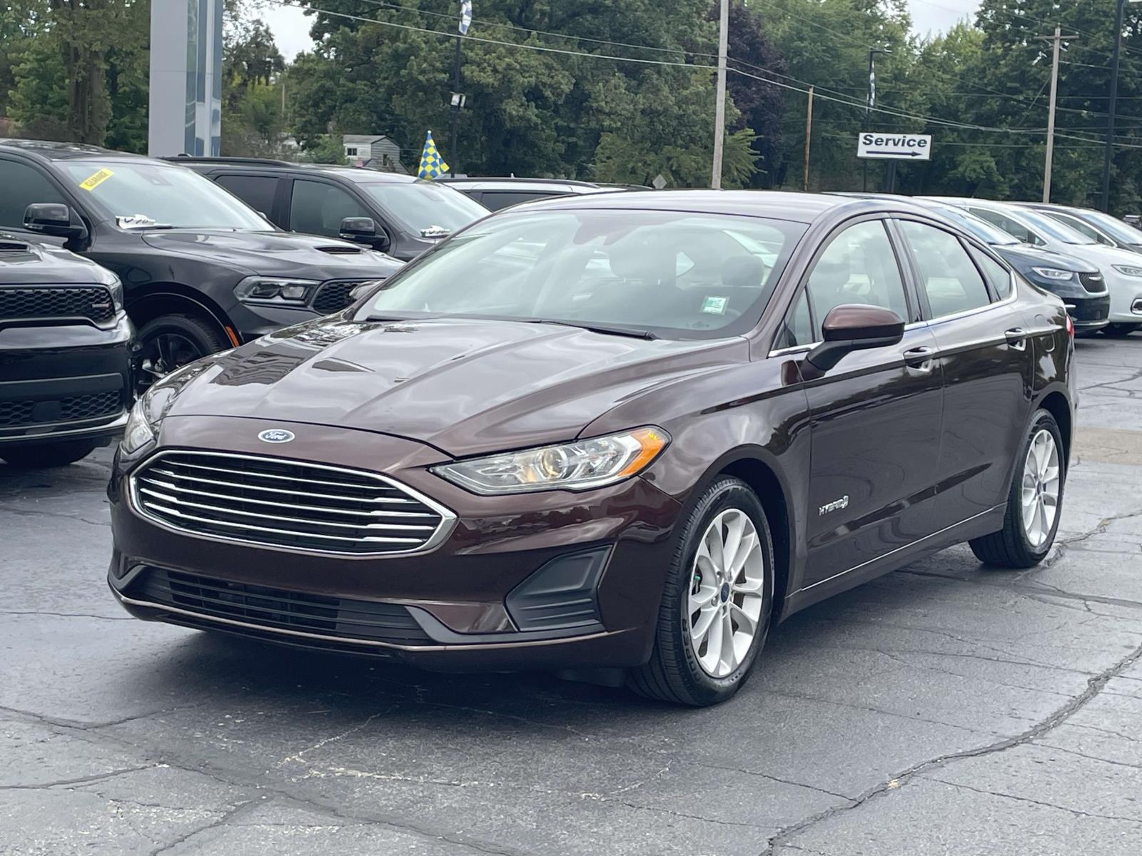 2019 Ford Fusion Hybrid SE 26