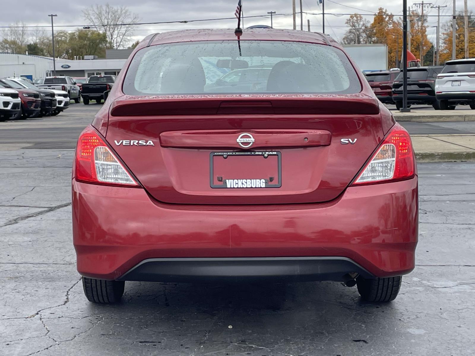 2018 Nissan Versa Sedan SV 28