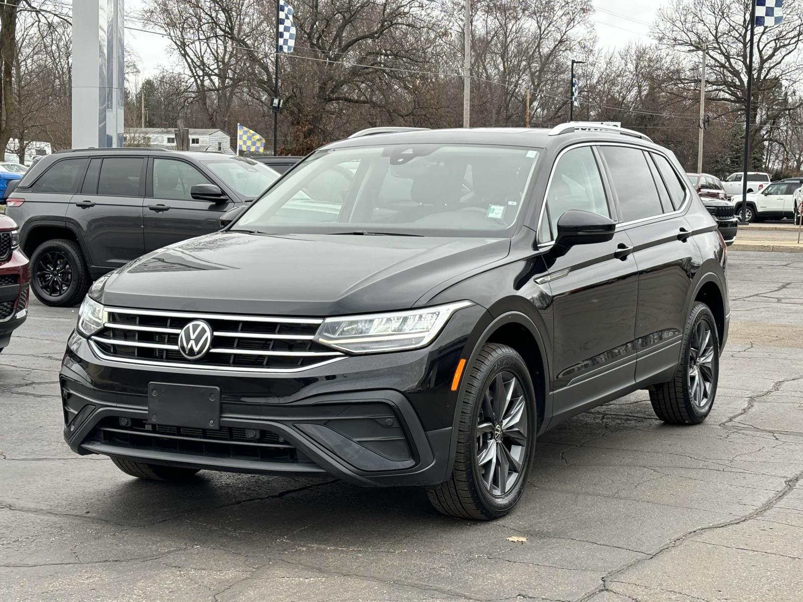 2022 Volkswagen Tiguan SE 27