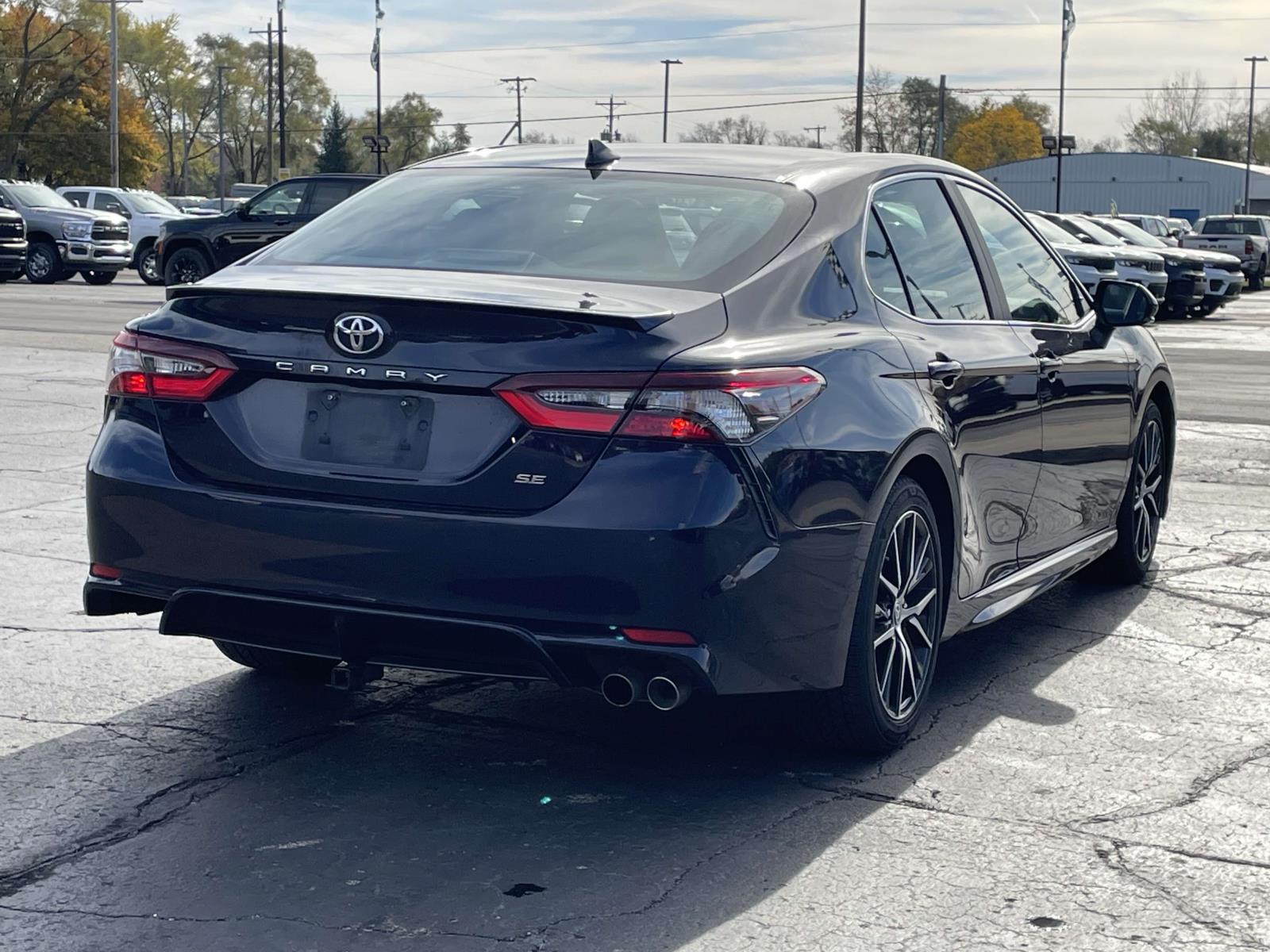 2021 Toyota Camry SE 25