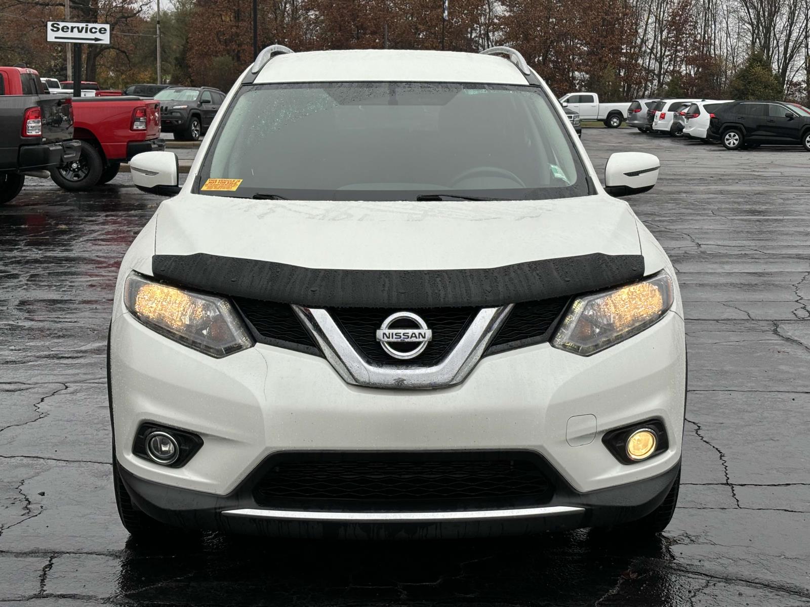 2016 Nissan Rogue SV 25