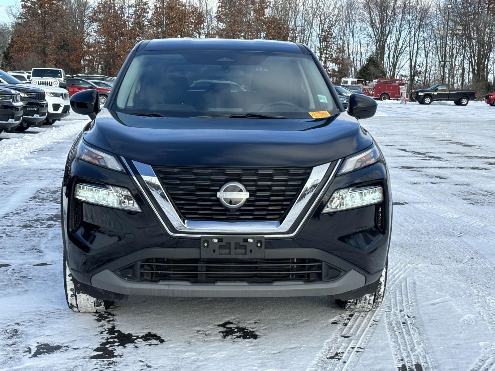 2023 Nissan Rogue SV 26