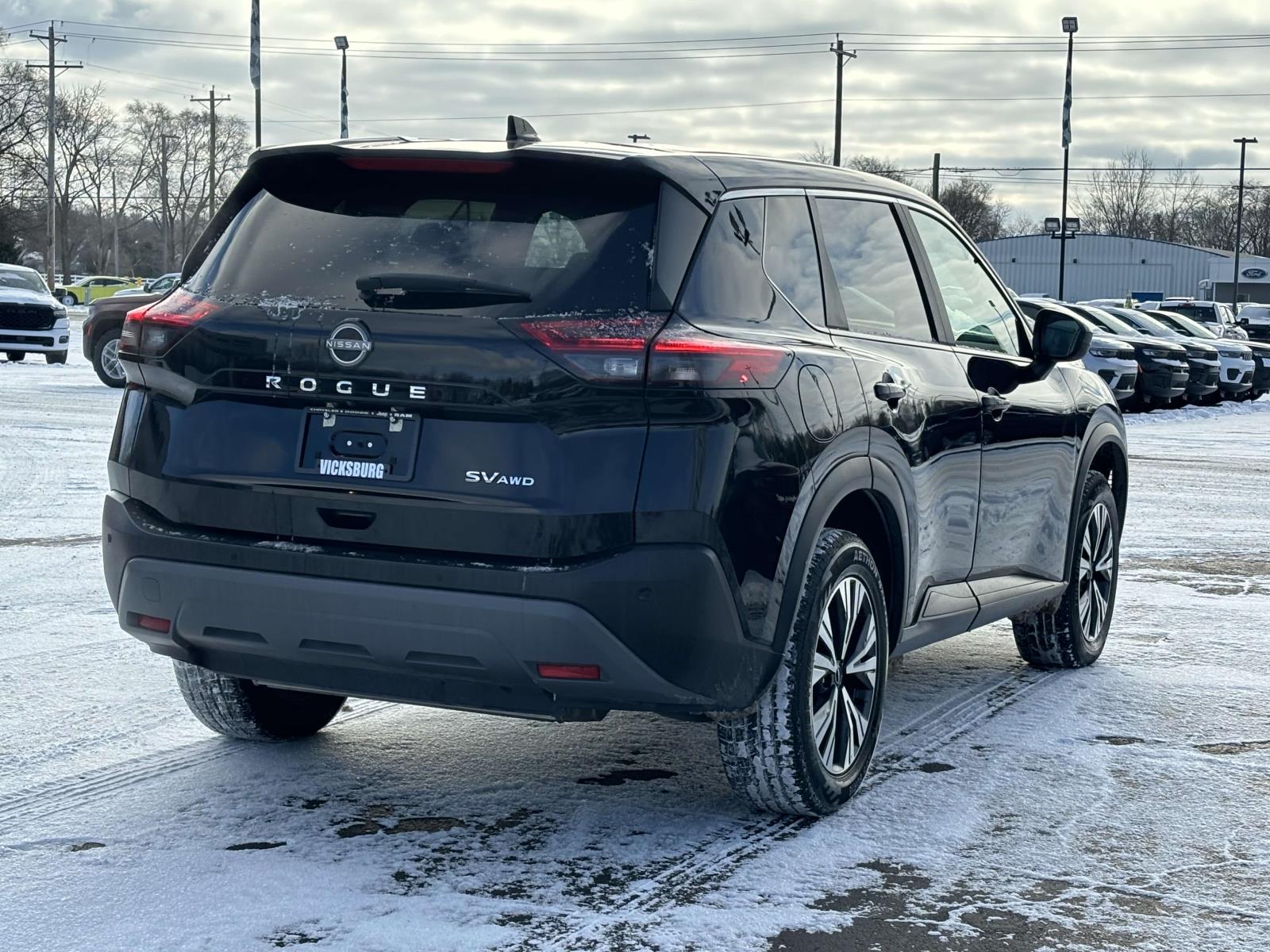 2023 Nissan Rogue SV 28