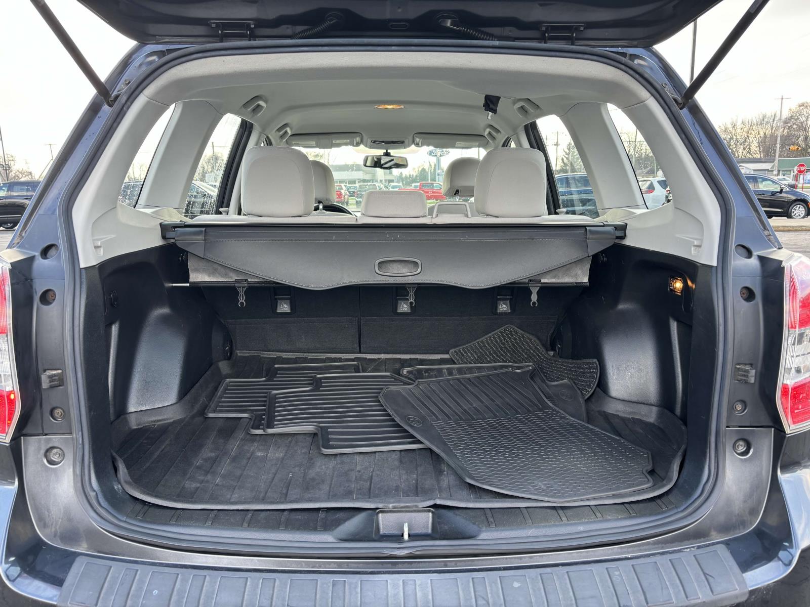 2016 Subaru Forester 2.5i 28