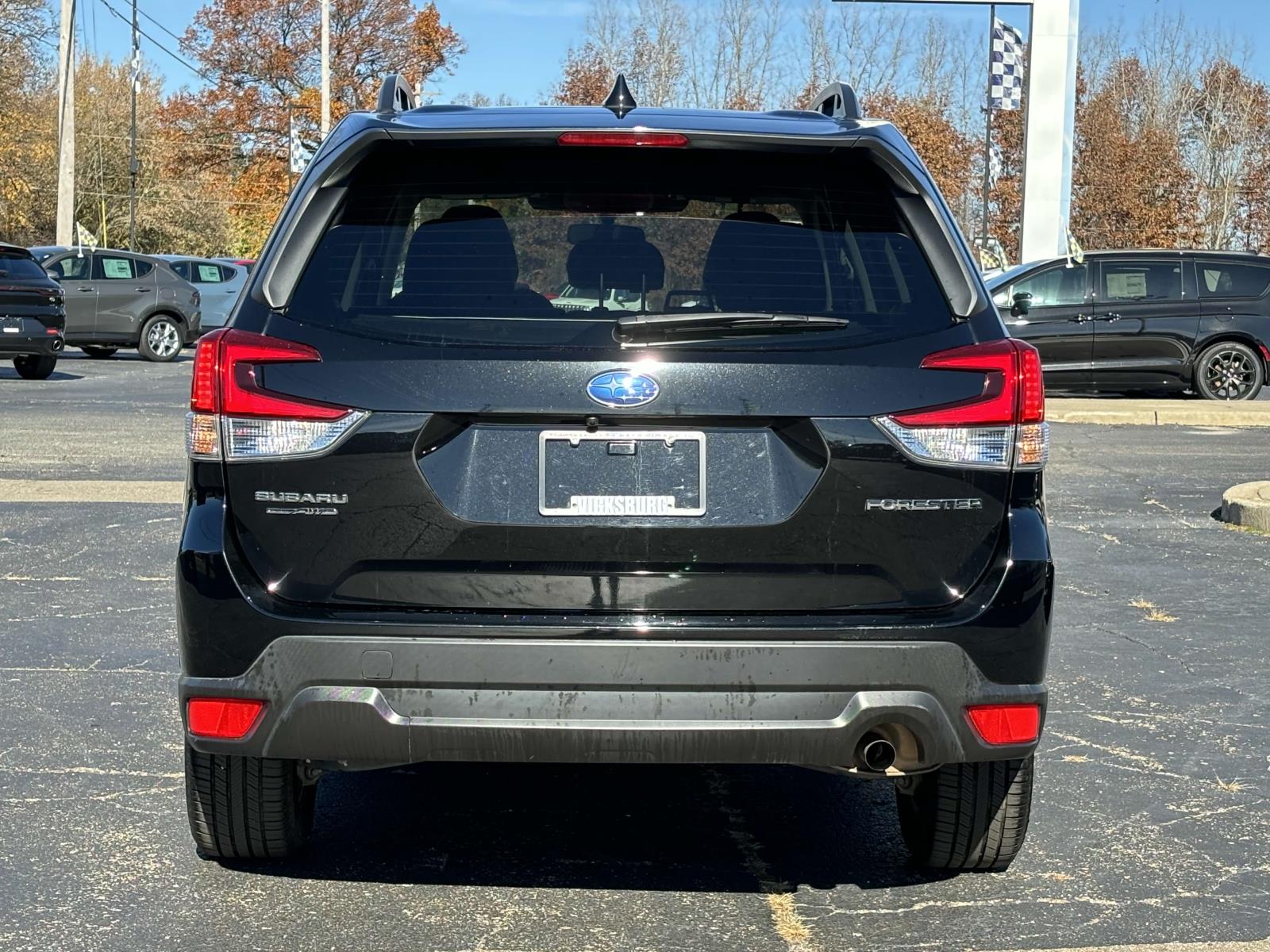 2022 Subaru Forester Premium 33