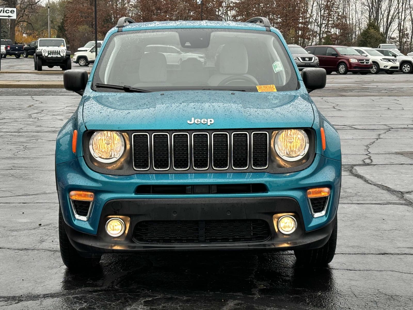 2022 Jeep Renegade Latitude 27