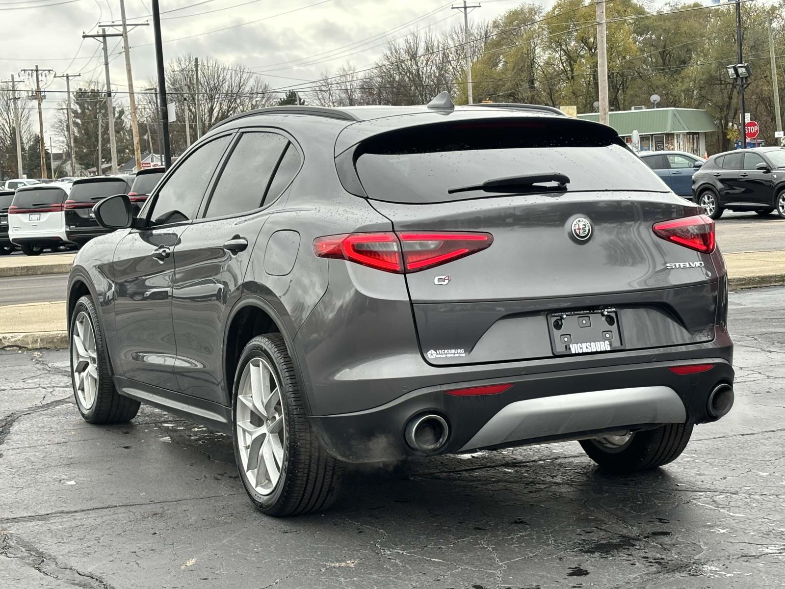 2018 Alfa Romeo Stelvio Sport 2