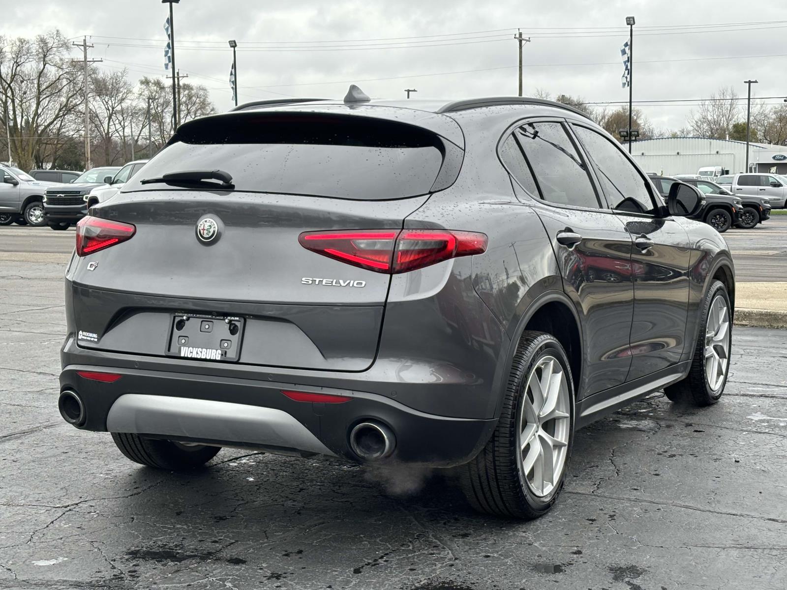 2018 Alfa Romeo Stelvio Sport 29