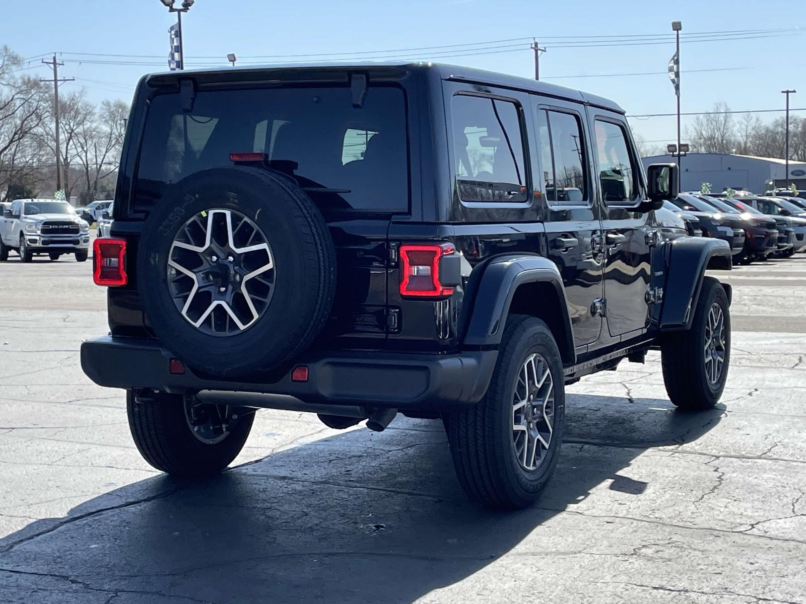 2024 Jeep Wrangler Sahara 6