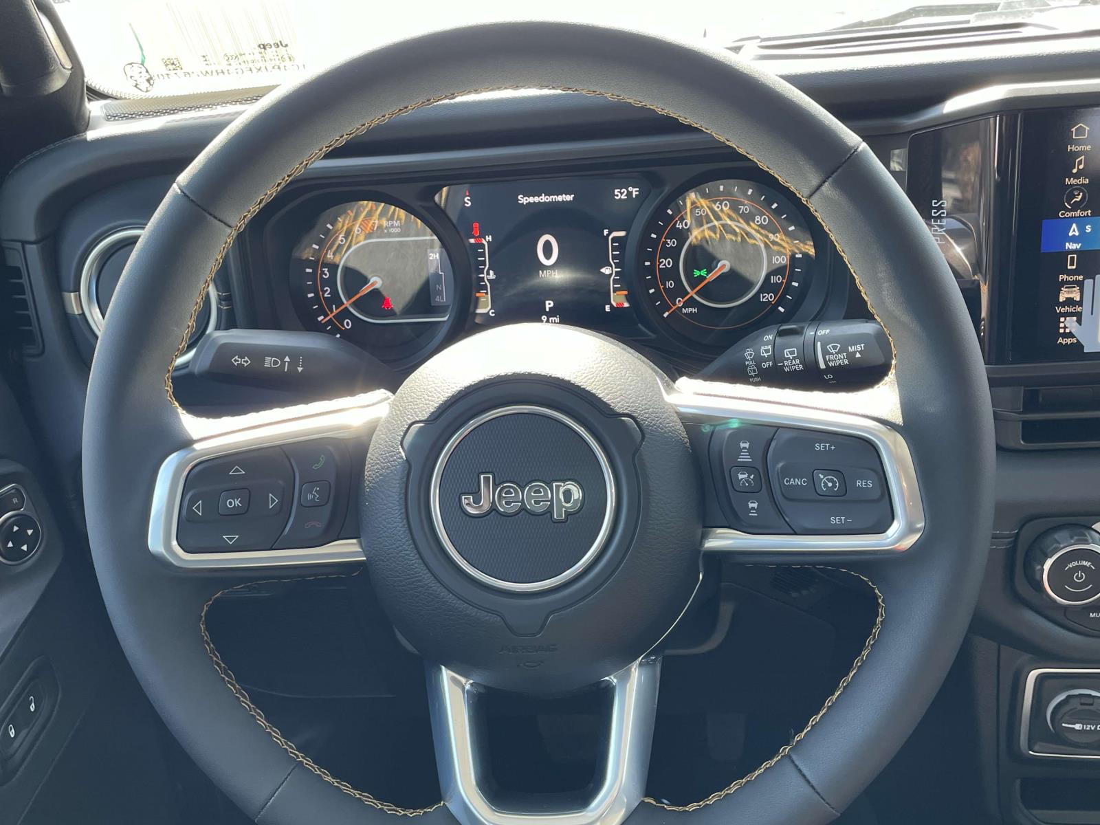 2024 Jeep Wrangler Sahara 26