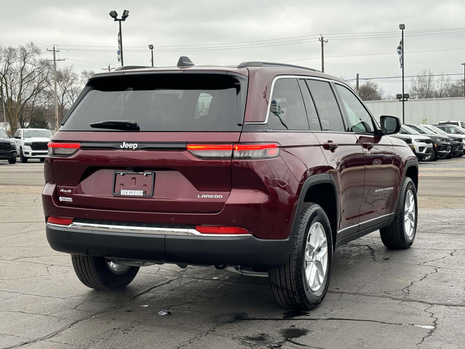 2025 Jeep Grand Cherokee Laredo 27