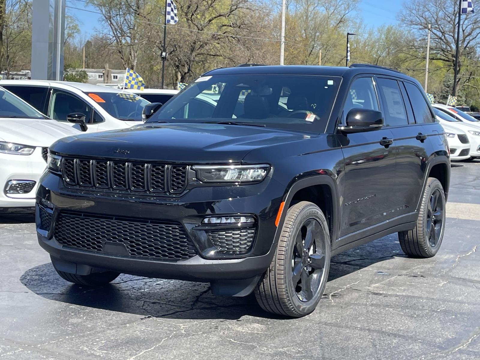 2024 Jeep Grand Cherokee Limited 25