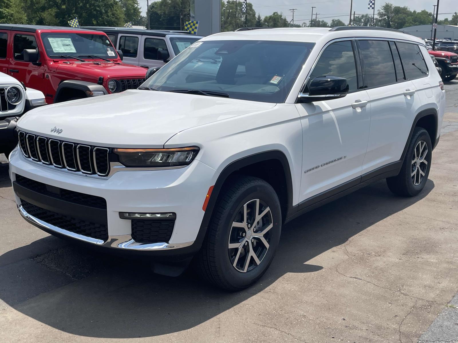 2024 Jeep Grand Cherokee L Limited 19