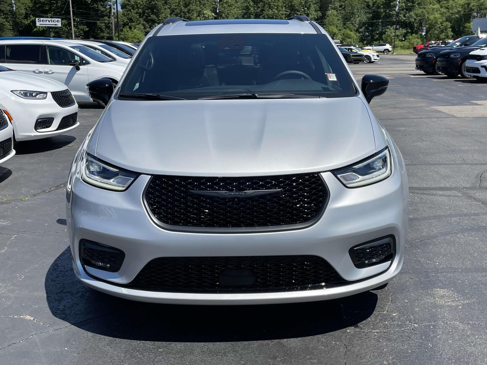 2024 Chrysler Pacifica Touring L 19