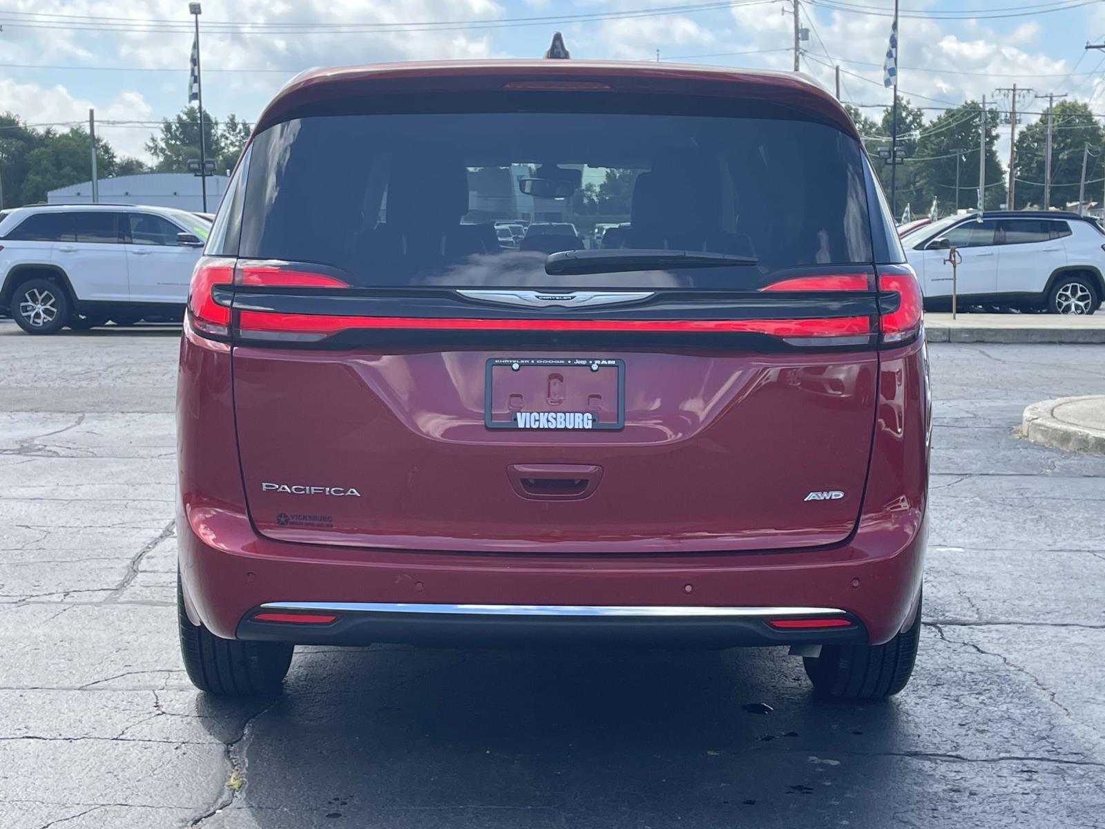 2024 Chrysler Pacifica Touring L 28