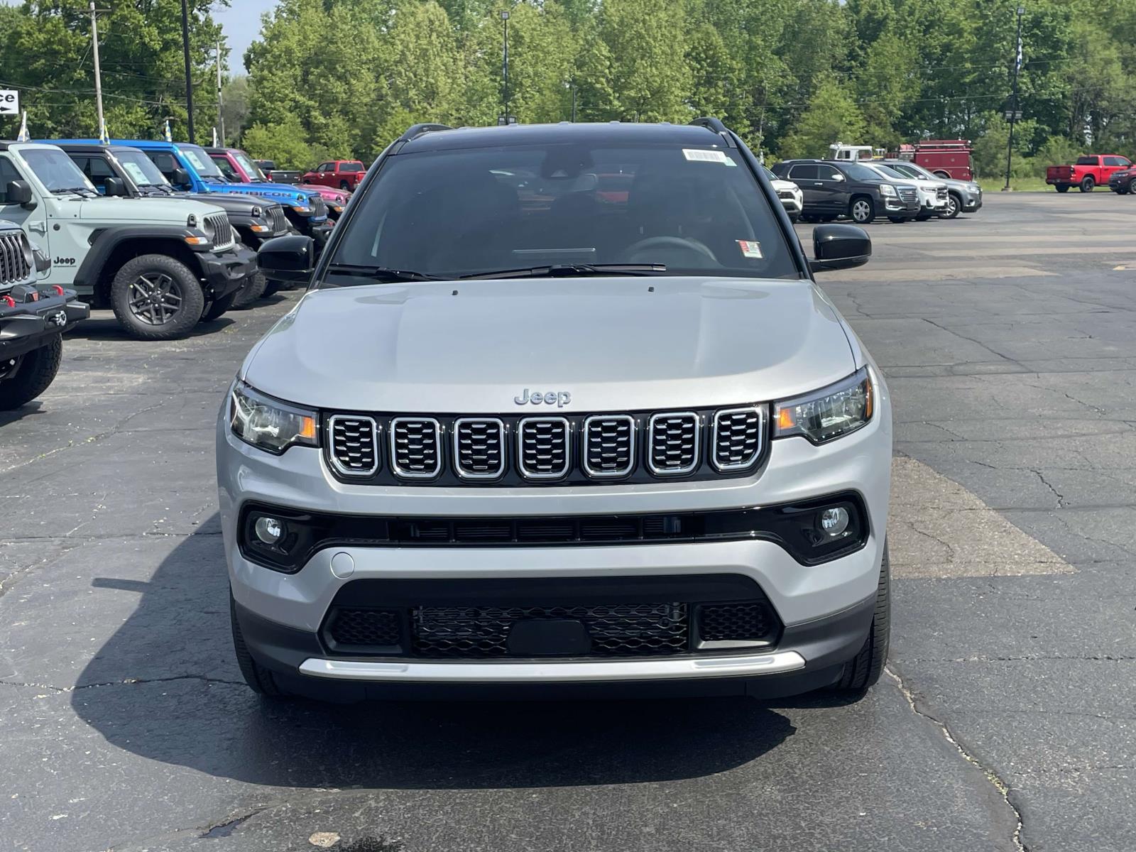 2024 Jeep Compass Limited 17