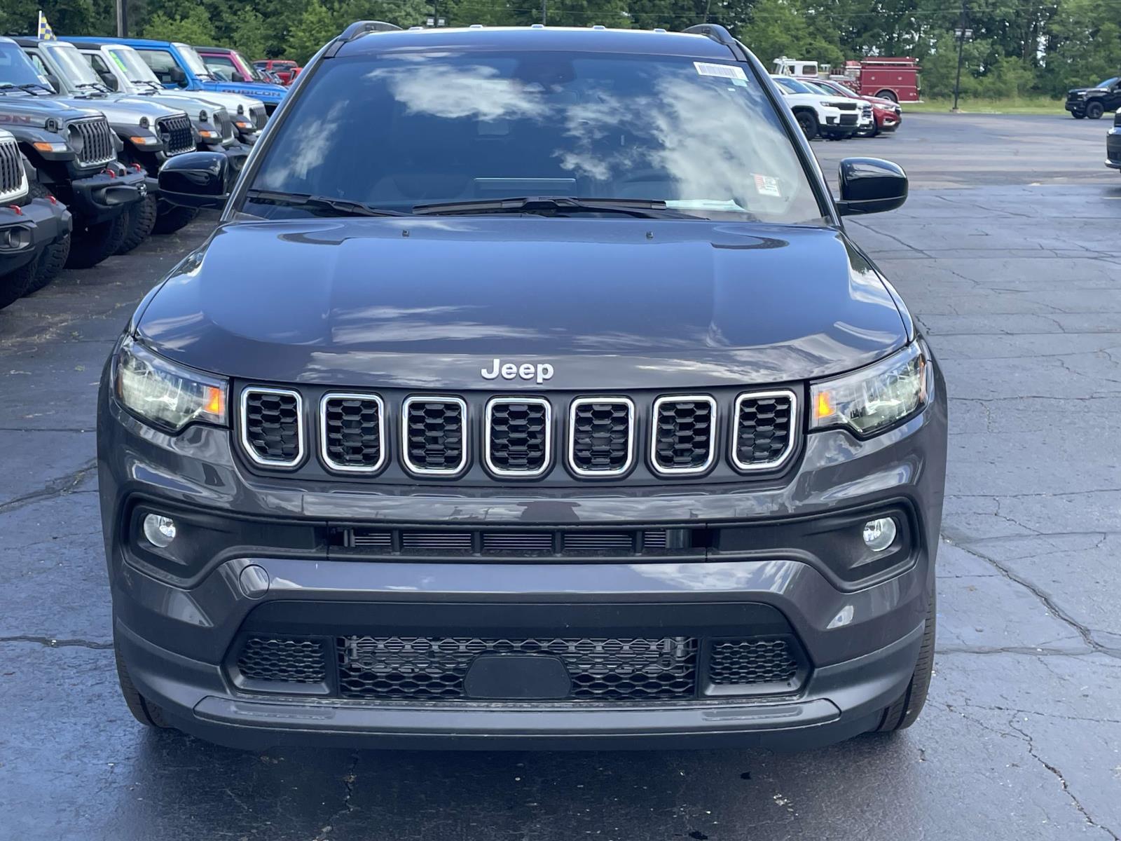 2024 Jeep Compass Latitude Lux 20