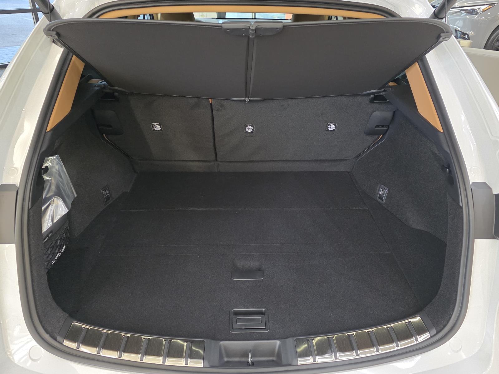 2026 Lexus NX 350 photo 13