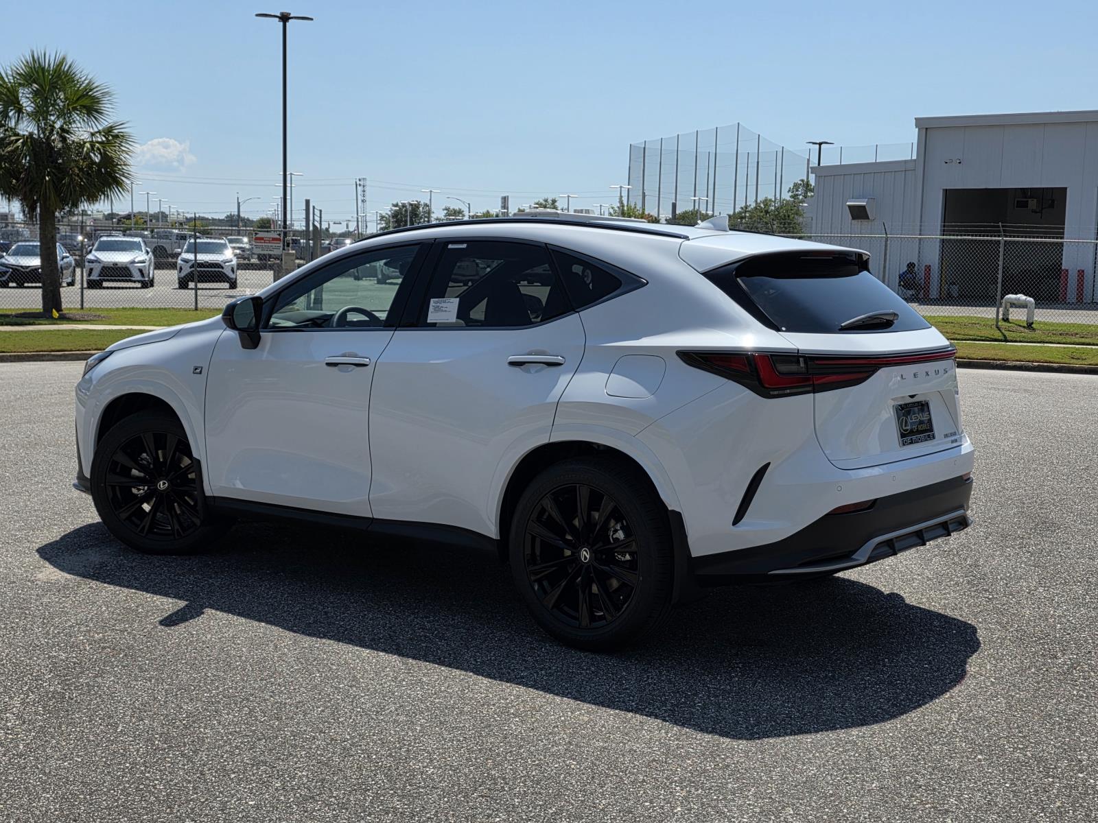 2026 Lexus NX 350 F SPORT Handling AWD photo 4