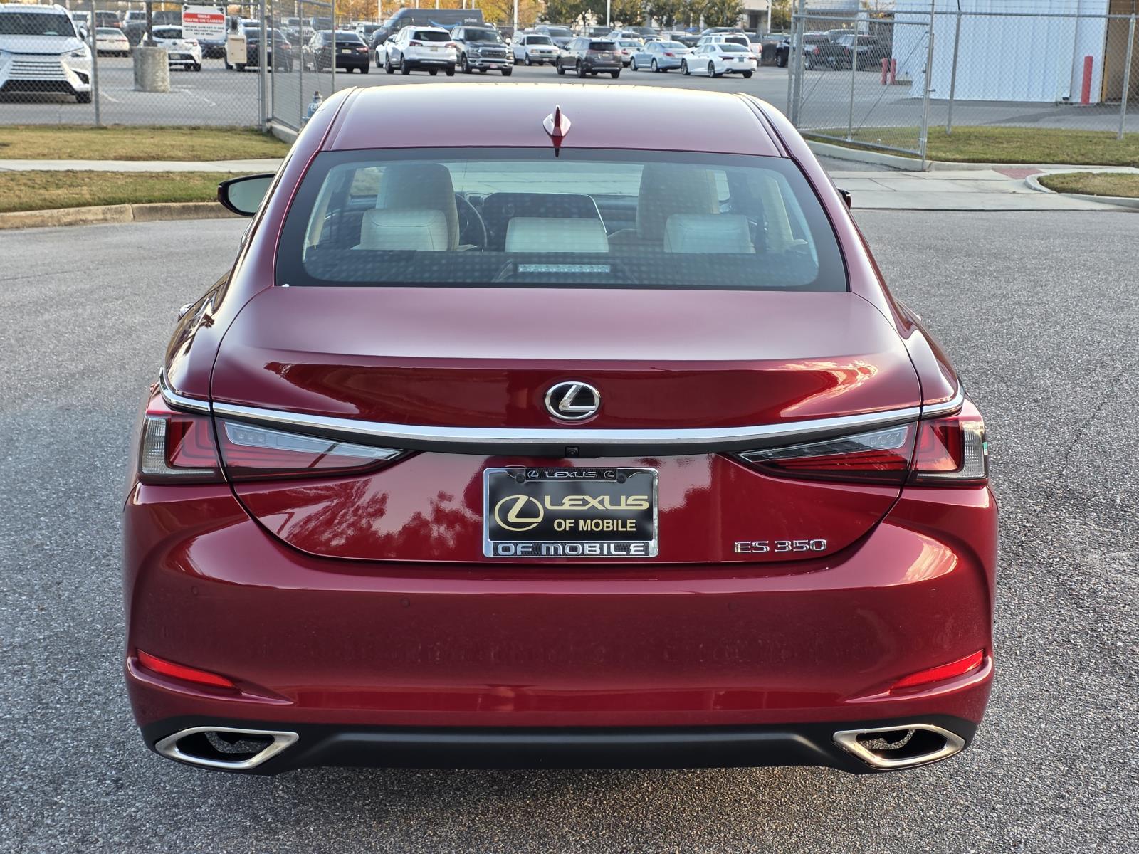 2025 Lexus ES 350 Premium photo 3