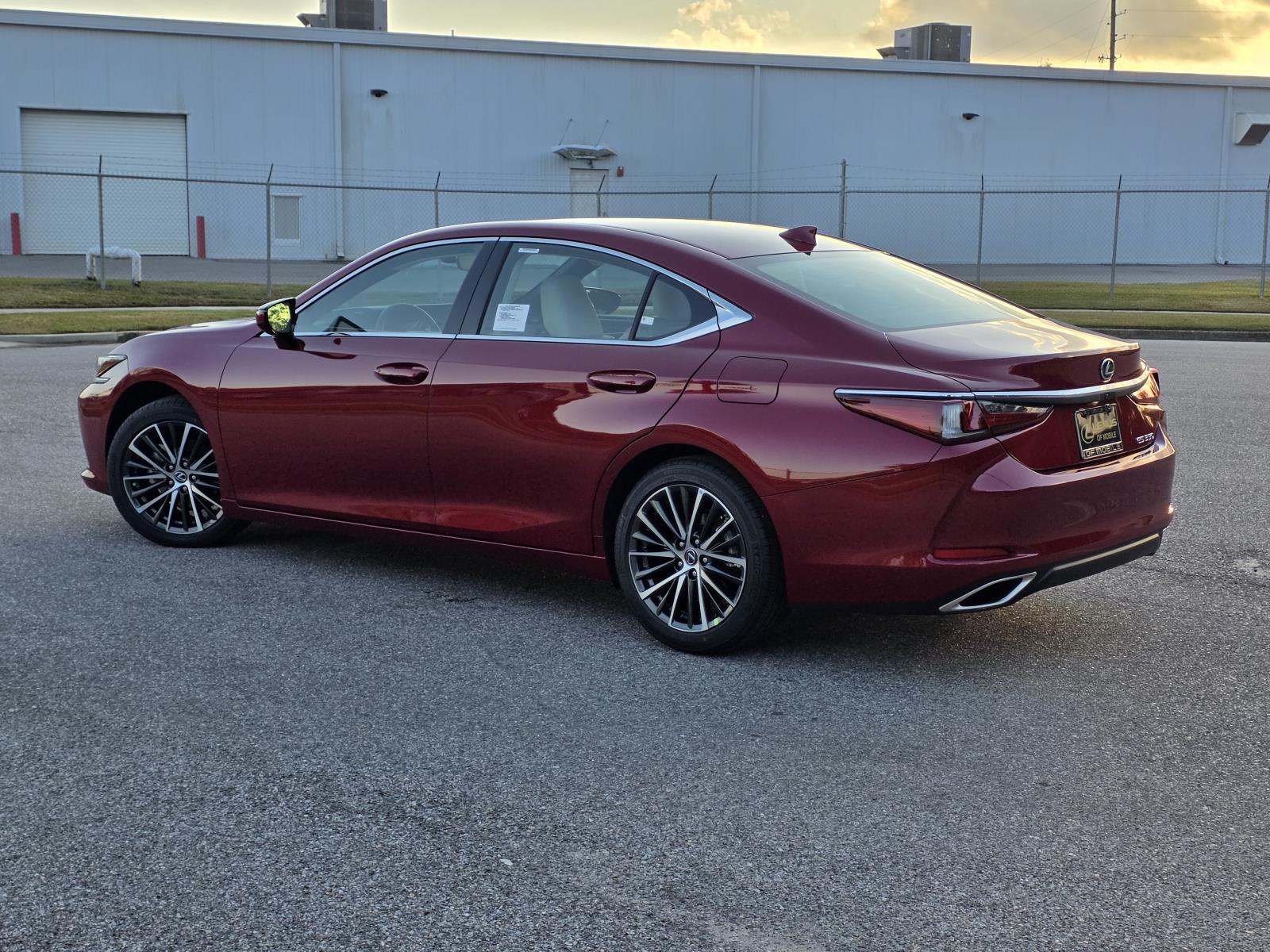 2025 Lexus ES 350 Premium photo 4