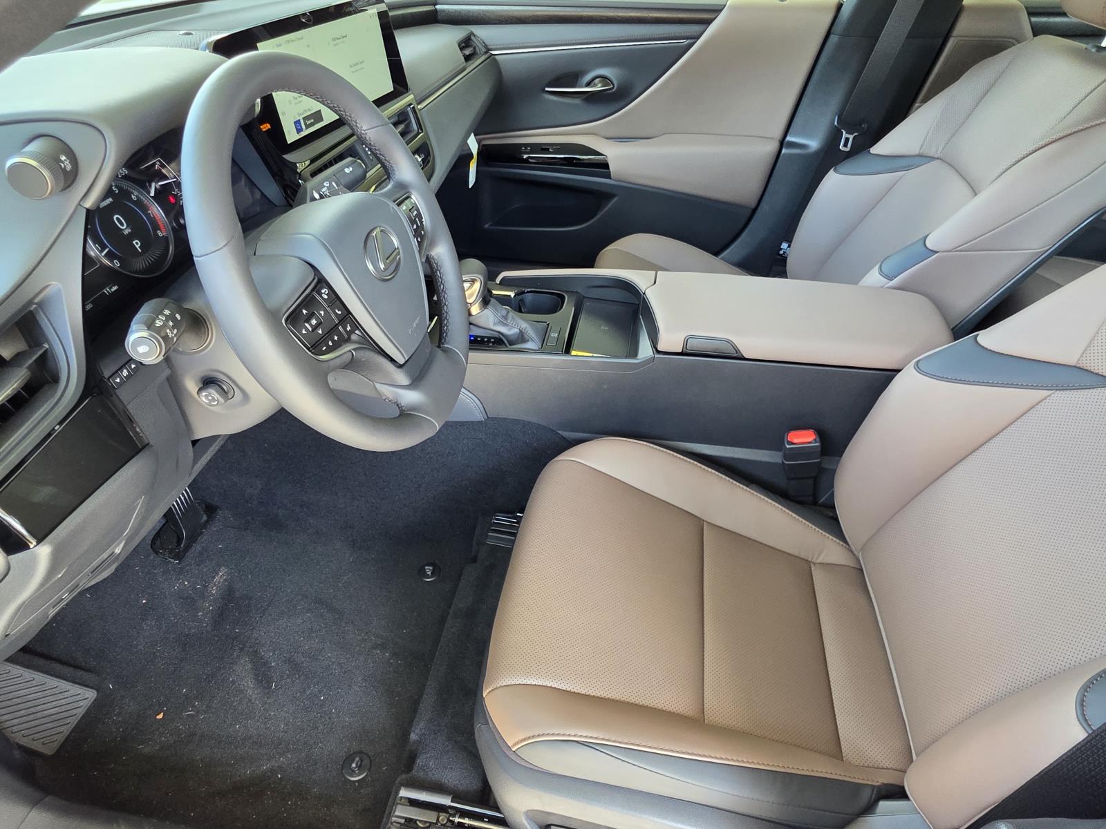 2025 Lexus ES 350 photo 6