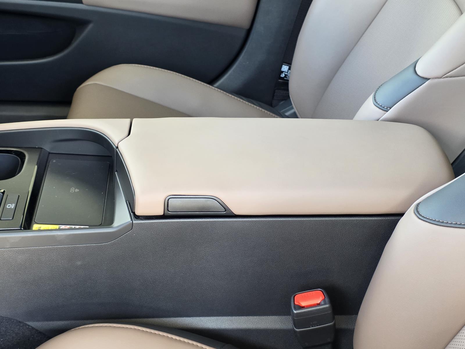 2025 Lexus ES 350 photo 8