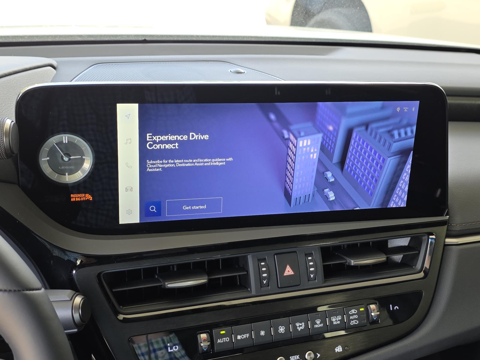 2025 Lexus ES 350 photo 13