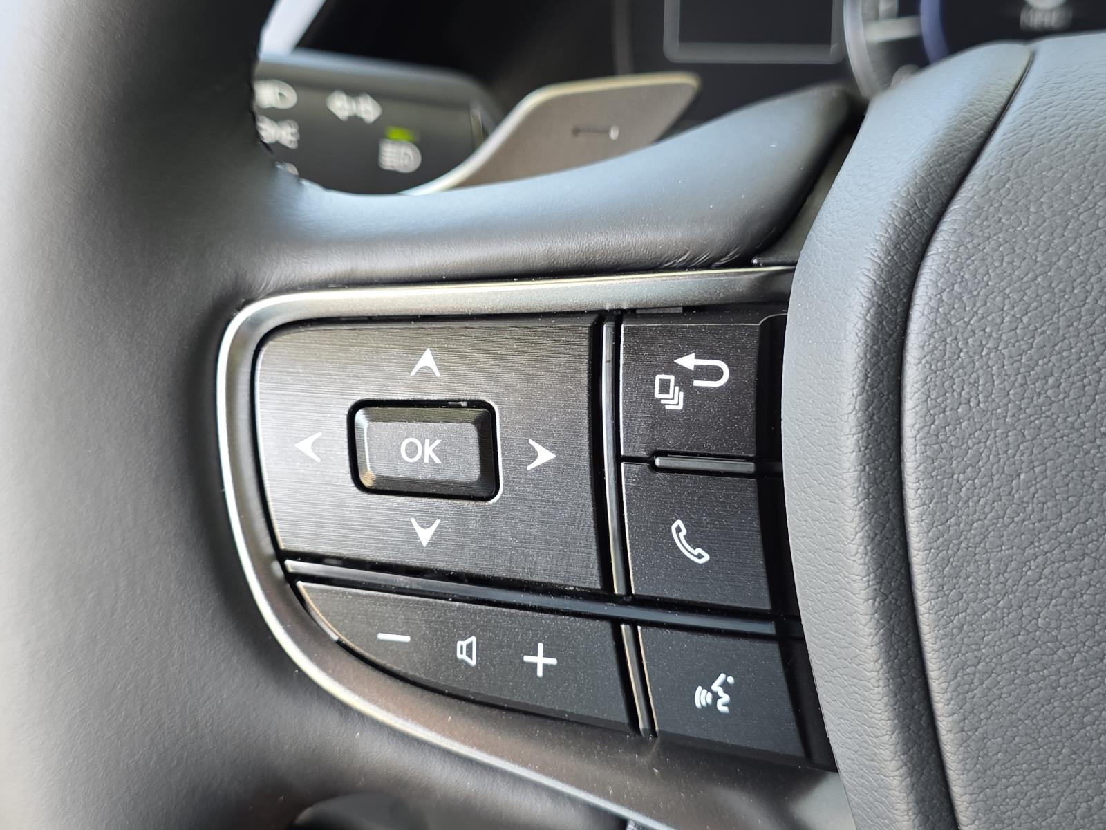 2025 Lexus ES 350 photo 24