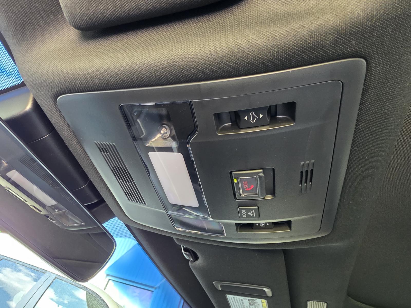 2025 Lexus ES 350 photo 27