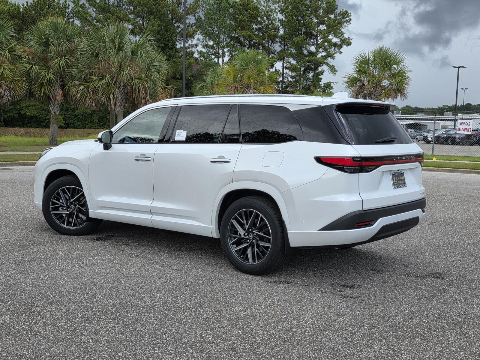 2026 Lexus TX 350 Premium photo 2