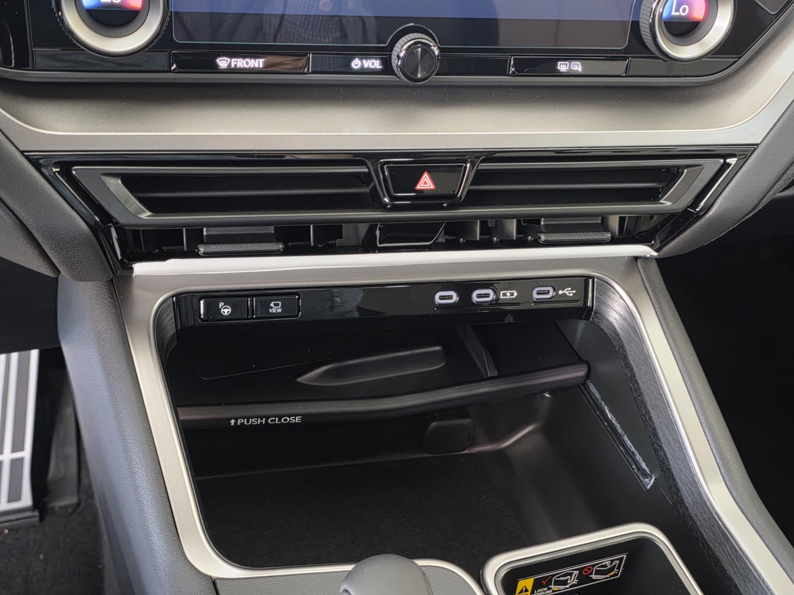 2025 Lexus TX 350 F SPORT photo 23