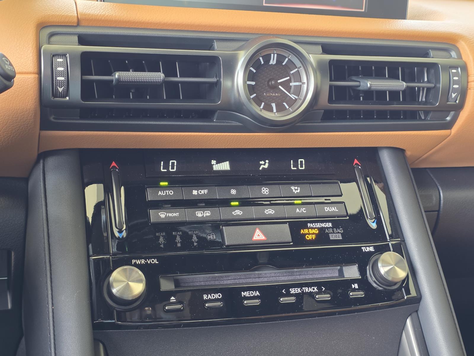 2025 Lexus IS 300 photo 16