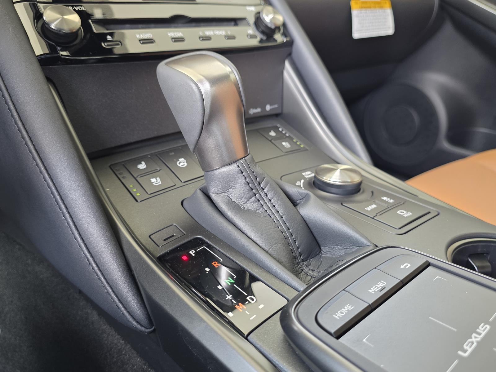 2025 Lexus IS 300 photo 18