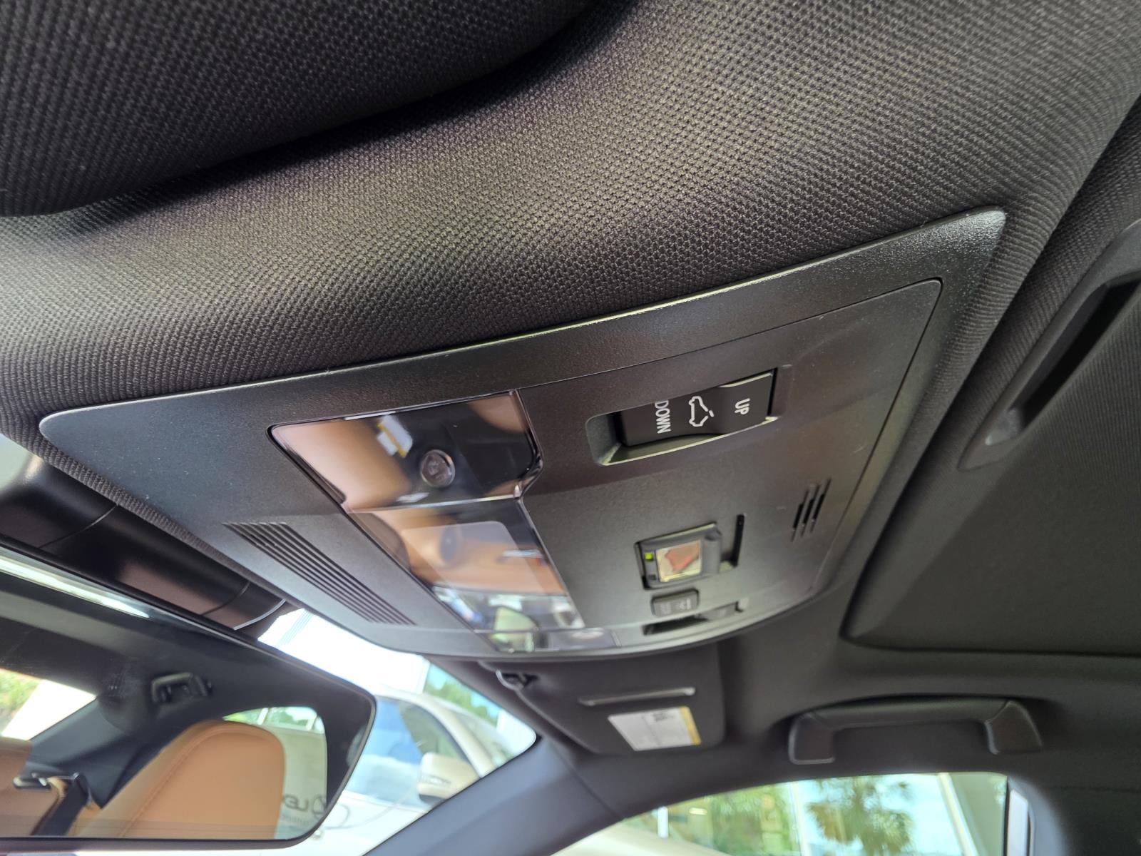 2025 Lexus IS 300 photo 25