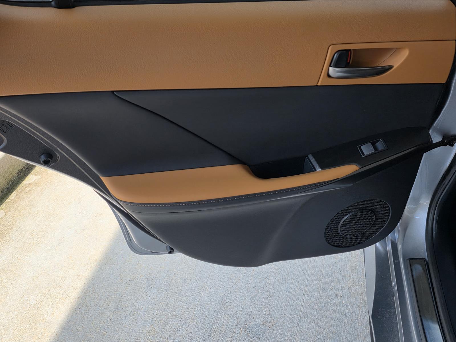 2025 Lexus IS 300 photo 28