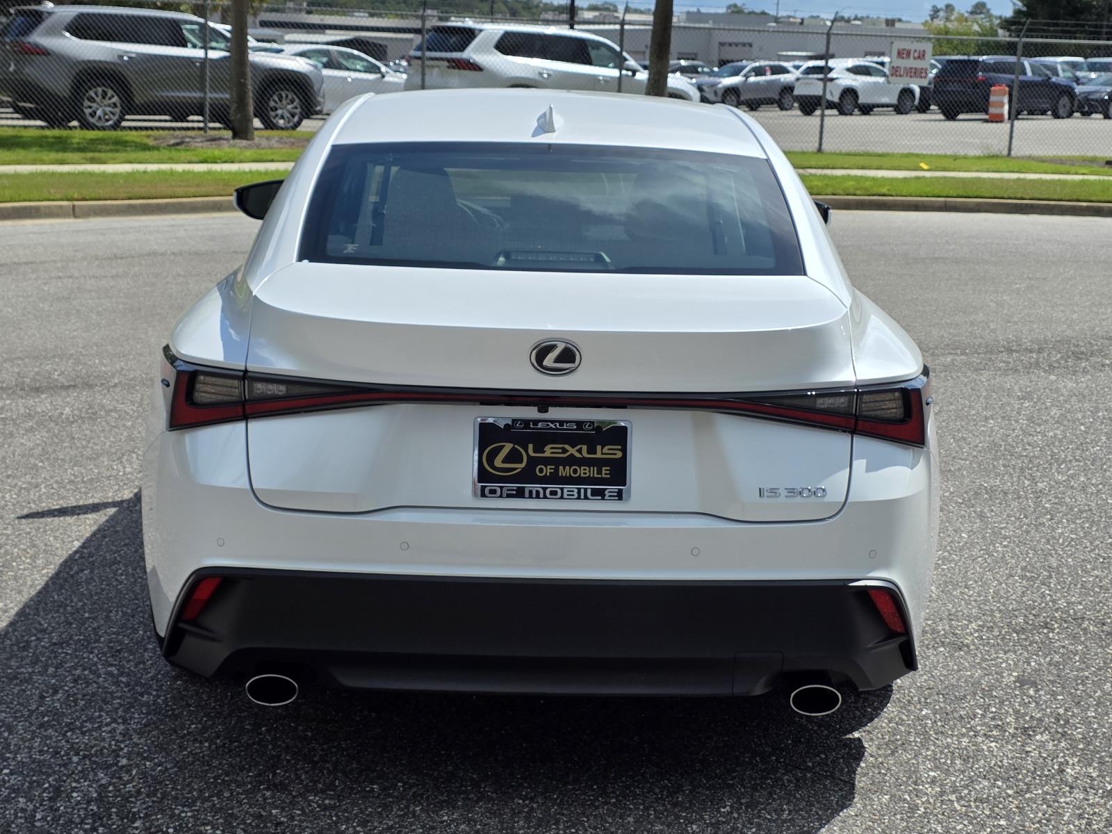 2025 Lexus IS 300 photo 3