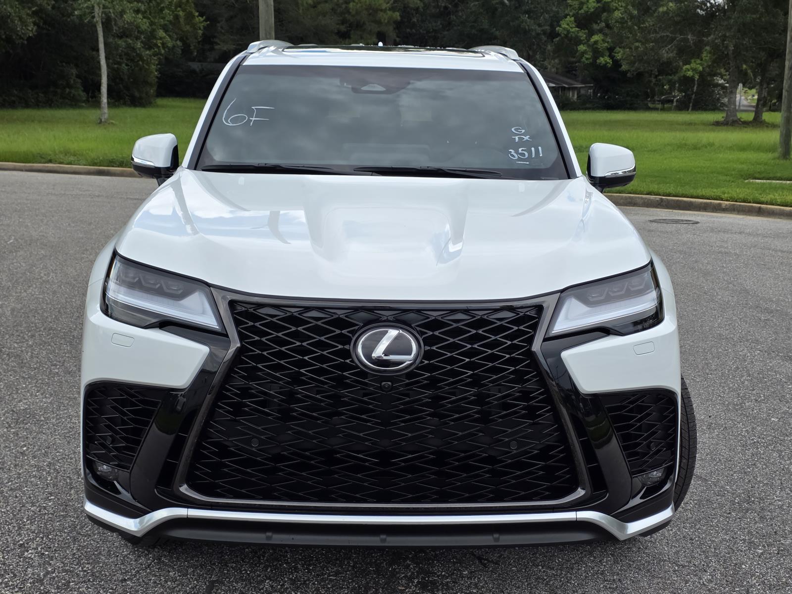 2025 Lexus LX 600 F SPORT Handling photo 2