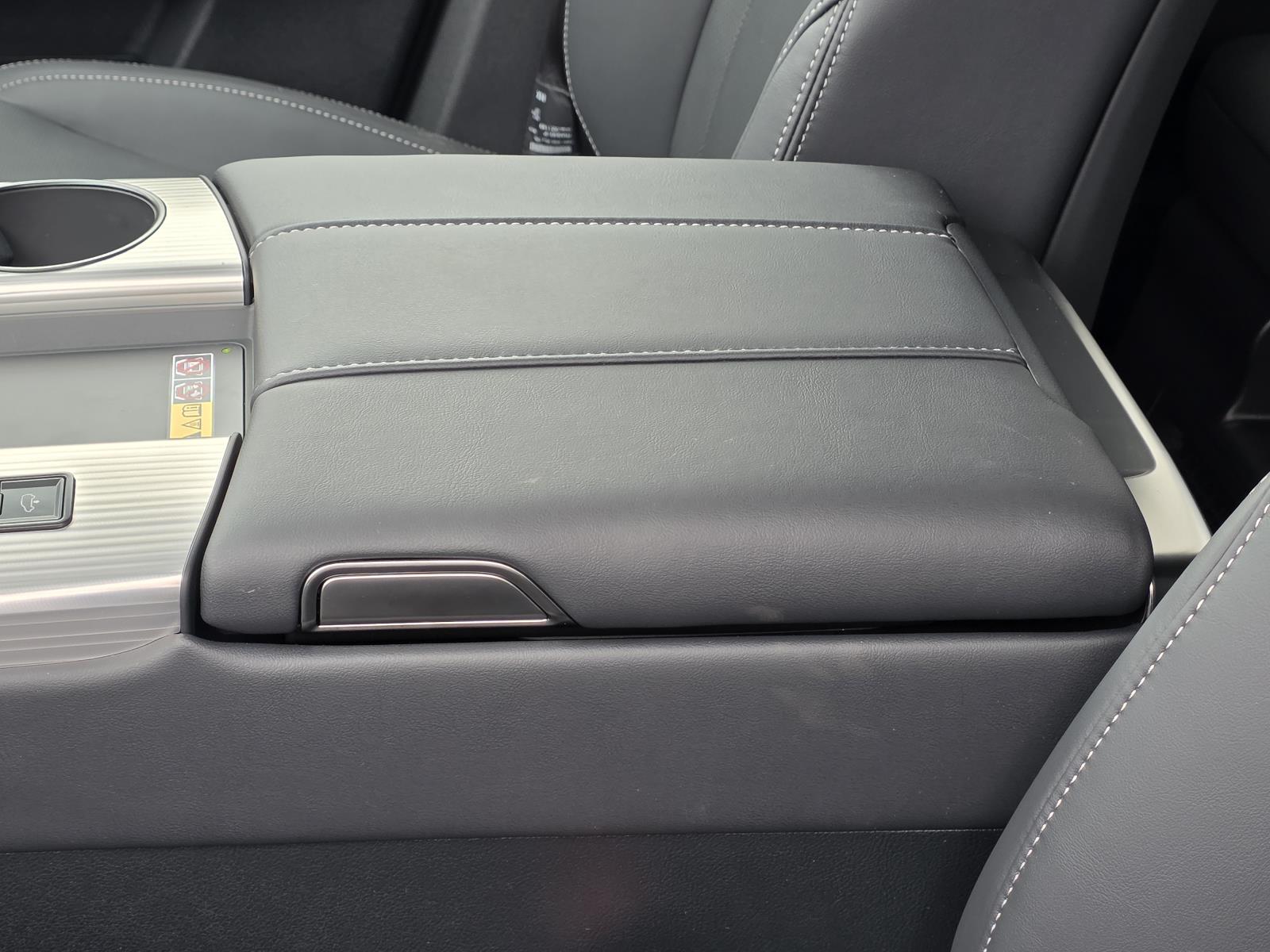 2025 Lexus LX 600 F SPORT Handling photo 8