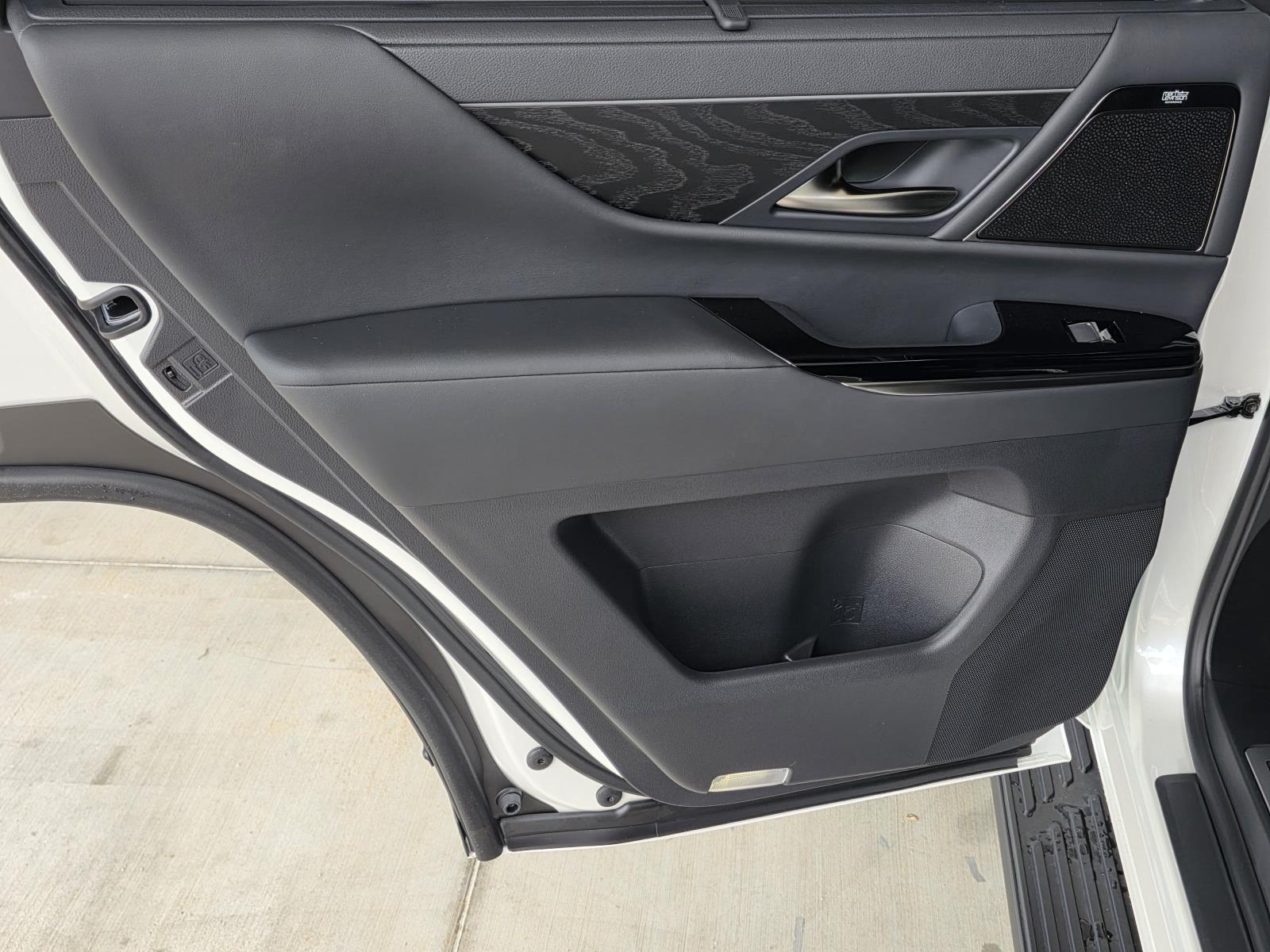 2025 Lexus LX 600 F SPORT Handling photo 34
