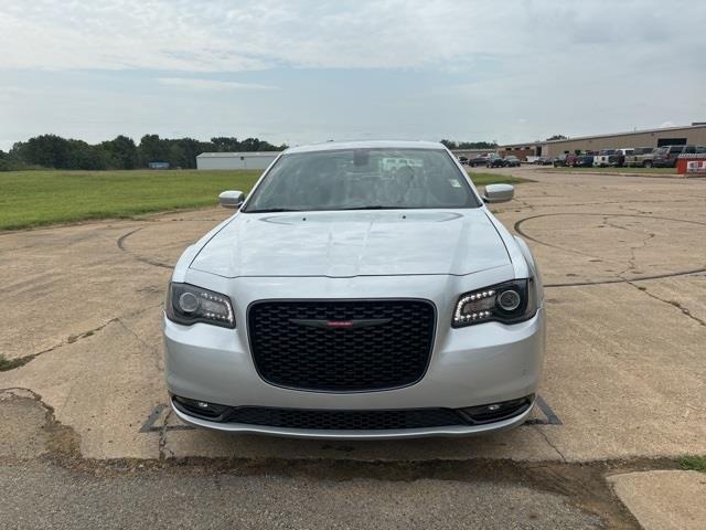 2023 Chrysler 300