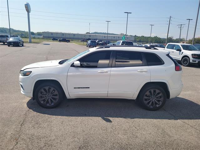 2020 Jeep Cherokee