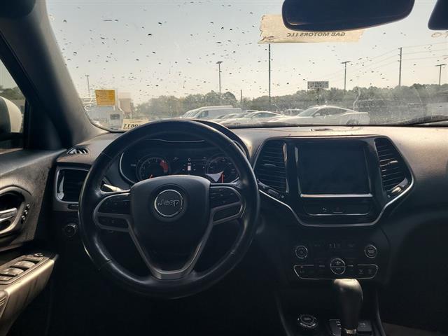 2020 Jeep Cherokee