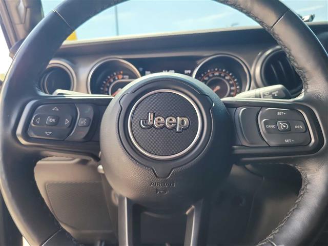 2023 Jeep Gladiator