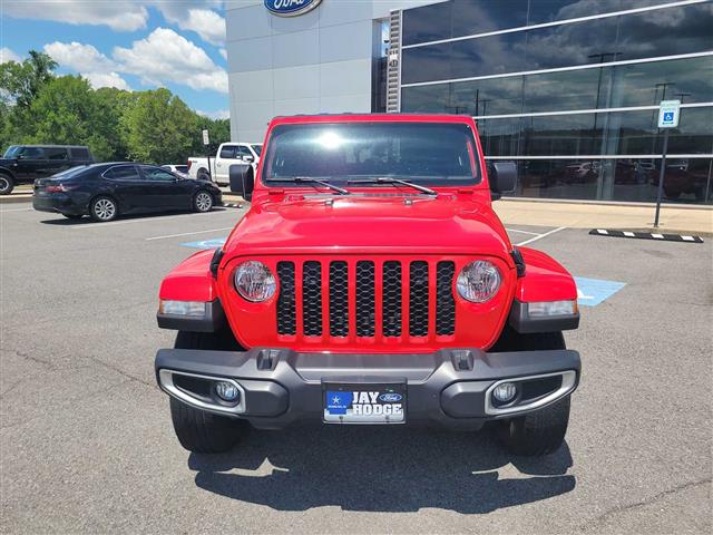 2023 Jeep Gladiator